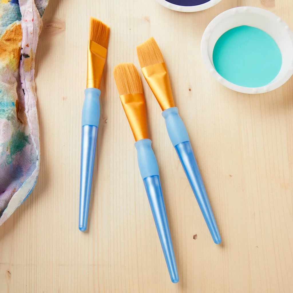 Brand new ❤️ Craft Smart® Large Brush Variety Set Golden Taklon, 3 Pieces ❤️ - Image 2